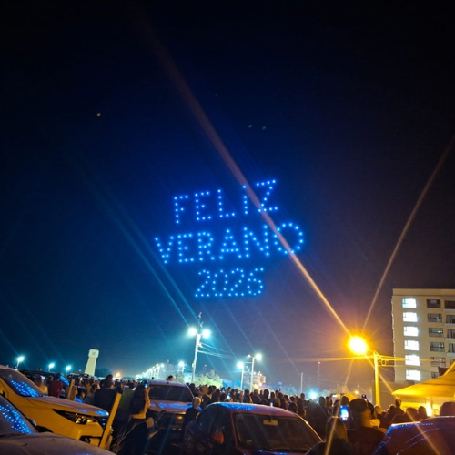 Exitoso show de drones en Claromec&oacute; y Orense 