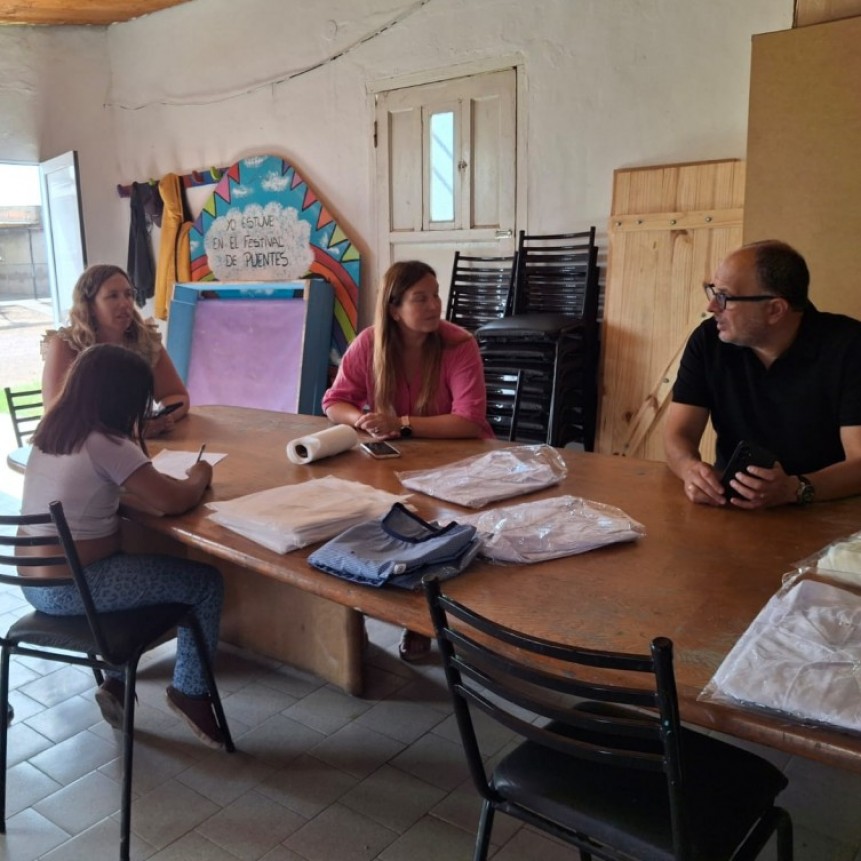 Inici&oacute; la entrega del programa &ldquo;Modo Clases&rdquo;