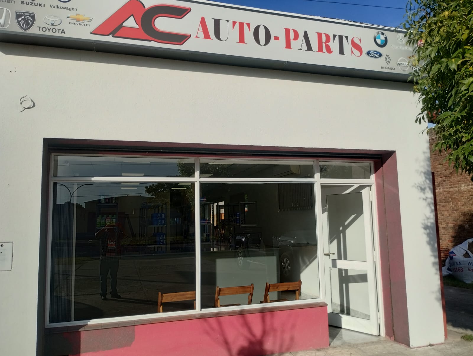 Nueva casa de repuestos de AC Servicio Mec&aacute;nico: AC Auto-Parts 