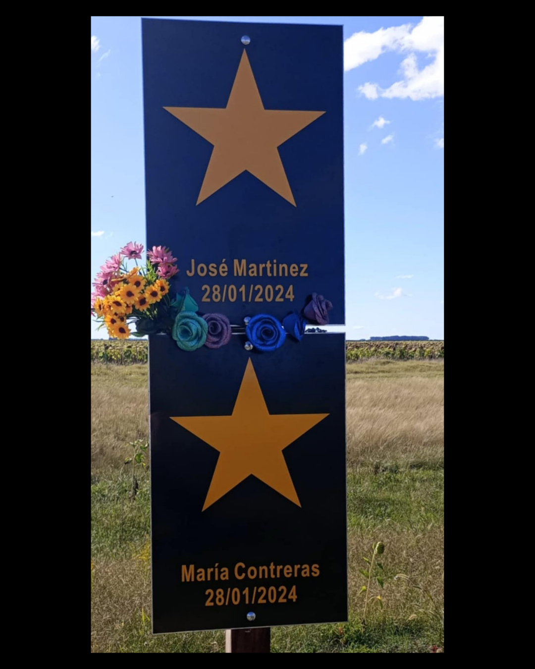 Colocaron dos estrellas amarillas en honor a Jos&eacute; Luis Mart&iacute;nez y Mar&iacute;a Rosa Contreras