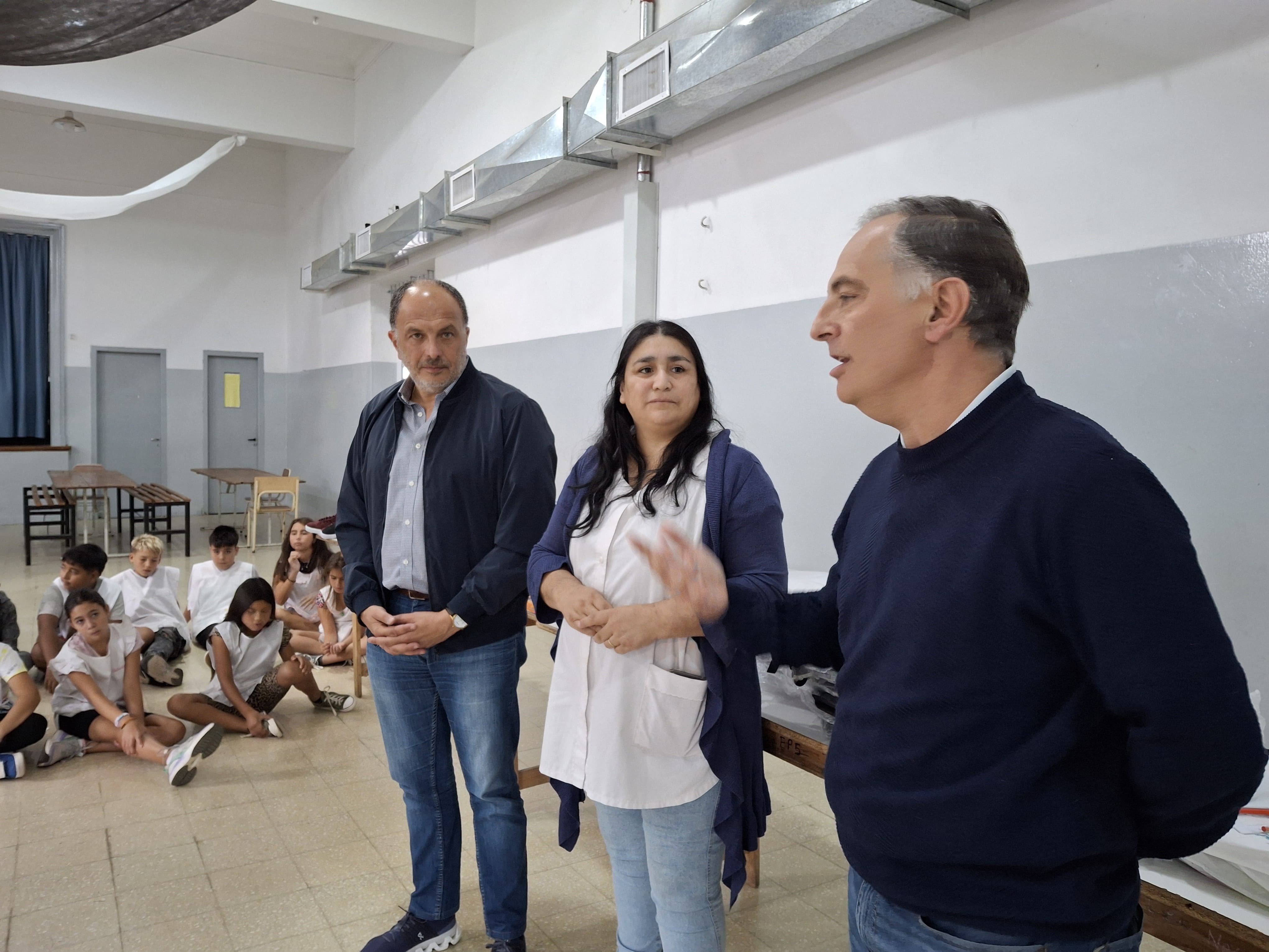 "Modo Clases" lleg&oacute; a la Escuela Primaria 5