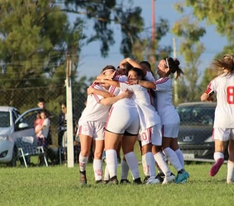 F&uacute;tbol femenino: Hurac&aacute;n, Olimpo y El Nacional golearon