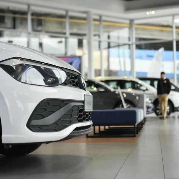 Fuerte retroceso en la venta de autos 0 km: baj&oacute; 36,8% en febrero