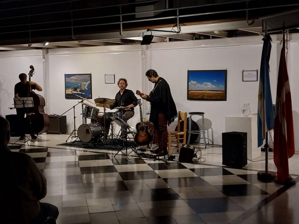 Exitosa presentación del Trío danés - argentino Saluzzi, Fracchi, Bisgaard en el Mulazzi