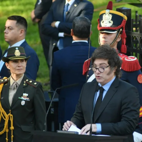 Milei encabez&oacute; el acto por el D&iacute;a del Veterano y de los Ca&iacute;dos en la Guerra de Malvinas