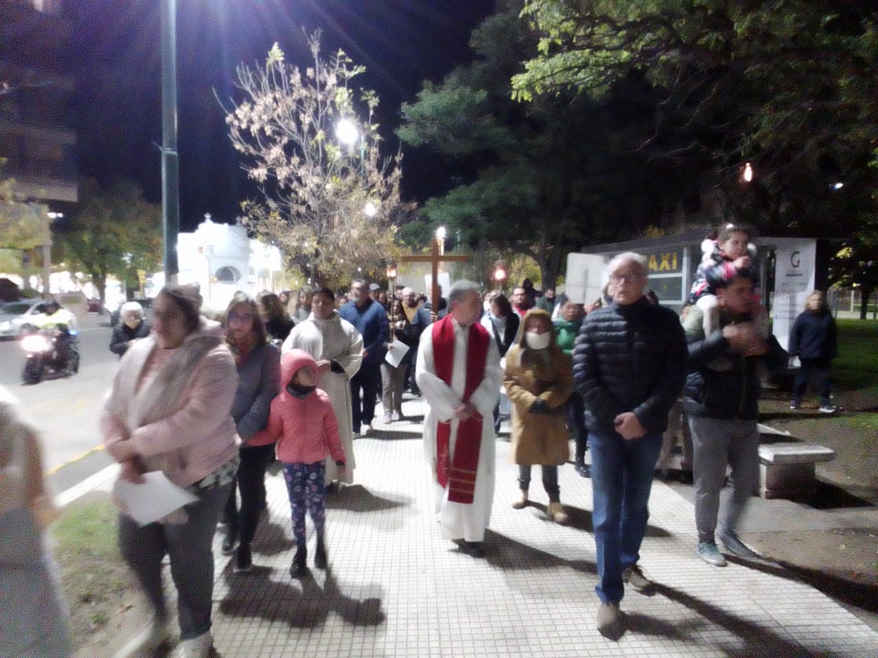 Semana Santa: el viernes se realiz&oacute; el V&iacute;a Crucis