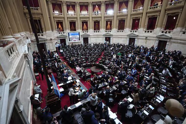 Ley de Glaciares: el Gobierno y sus aliados aprobaron la reforma pedida por las mineras