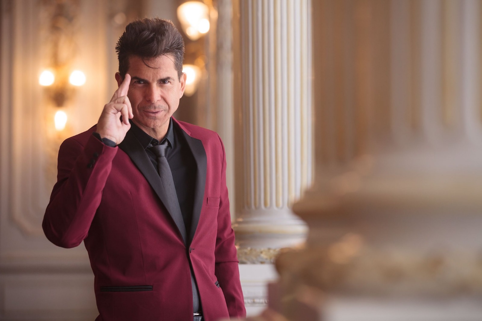 Alejandro Falcone habl&oacute; de la gira de H&eacute;roe L&iacute;rico Pop y su trabajo como coach vocal