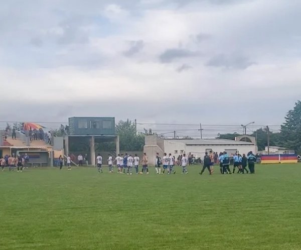 F&uacute;tbol de Primera: se disput&oacute; la 3&ordf; fecha del torneo local