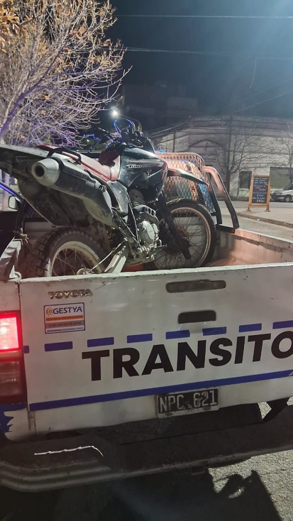 Controles que dan resultados: se recuper&oacute; una moto con pedido de captura