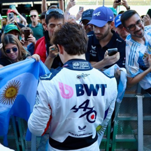 F1: Piastri ganó en Barcelona y Colapinto corrió acompañado de una multitud argentina