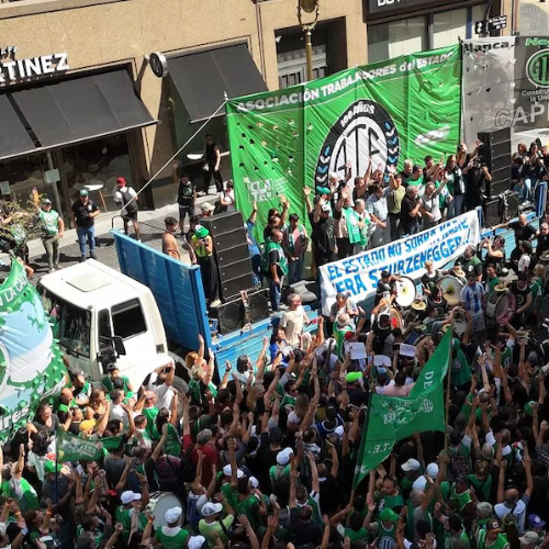 La Justicia suspendi&oacute; el decreto que eliminaba el feriado por el D&iacute;a del Trabajador del Estado