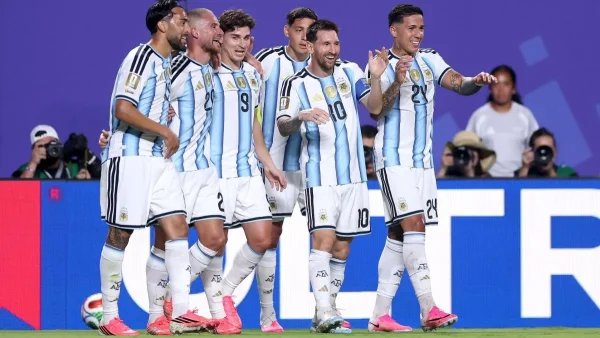Con un Messi hist&oacute;rico, Argentina gole&oacute; a Argelia en su debut mundialista
