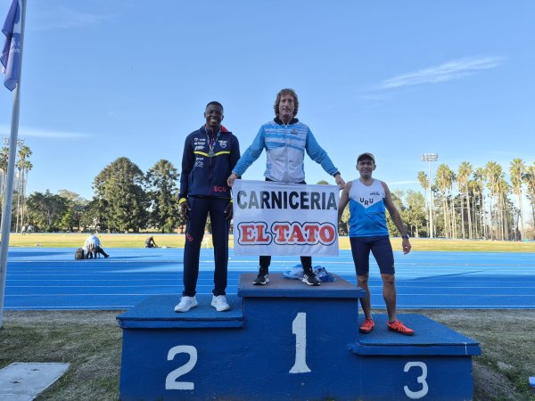 Luciano Saltap&eacute; brill&oacute; en Uruguay con un t&iacute;tulo y un subcampeonato internacional