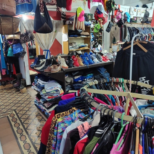 Feria de ropa Nicandra: prendas nuevas y usadas en excelente estado