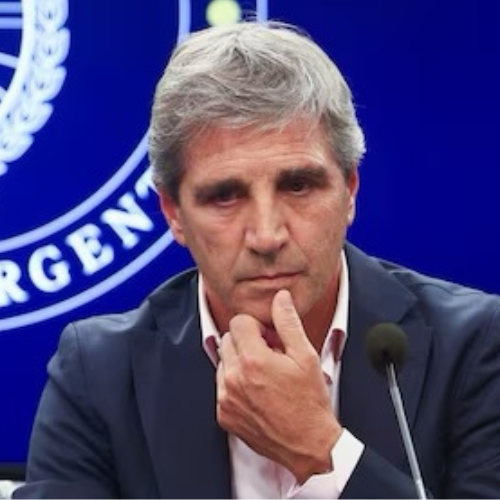 Freno a la escalada cambiaria: el Gobierno establece un techo de $1.300 para el d&oacute;lar oficial