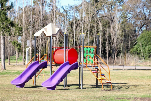 Quedaron inaugurados los nuevos juegos del Parque Cabañas