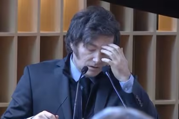 Milei compartió el descargo de Suizo Argentina en medio del escándalo de coimas en ANDIS