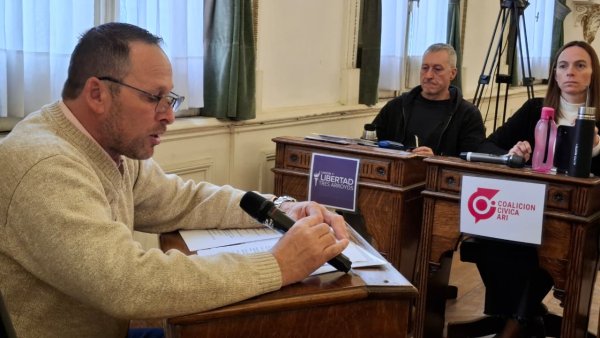 Osvaldo Vel&aacute;zquez evalu&oacute; el encuentro de comerciantes de Claromec&oacute; con autoridades municipales