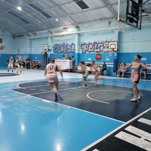 Básquet: las chicas de Club de Pelota no pudieron con Rivadavia