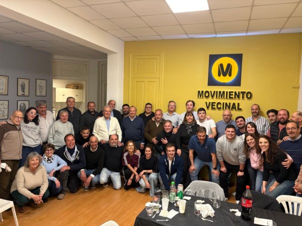 El Movimiento Vecinal vivi&oacute; una noche de reencuentro y renov&oacute; su compromiso con la ciudad