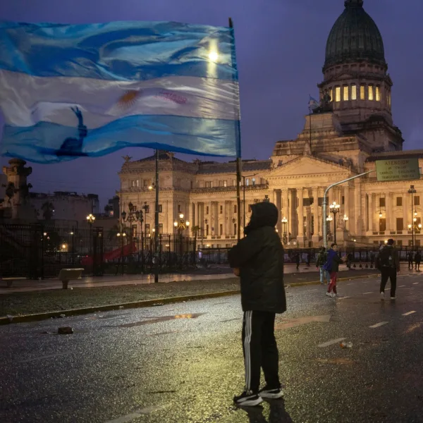 La Justicia rechaz&oacute; frenar la Ley de Tierras y le dio cinco d&iacute;as al Gobierno para responder