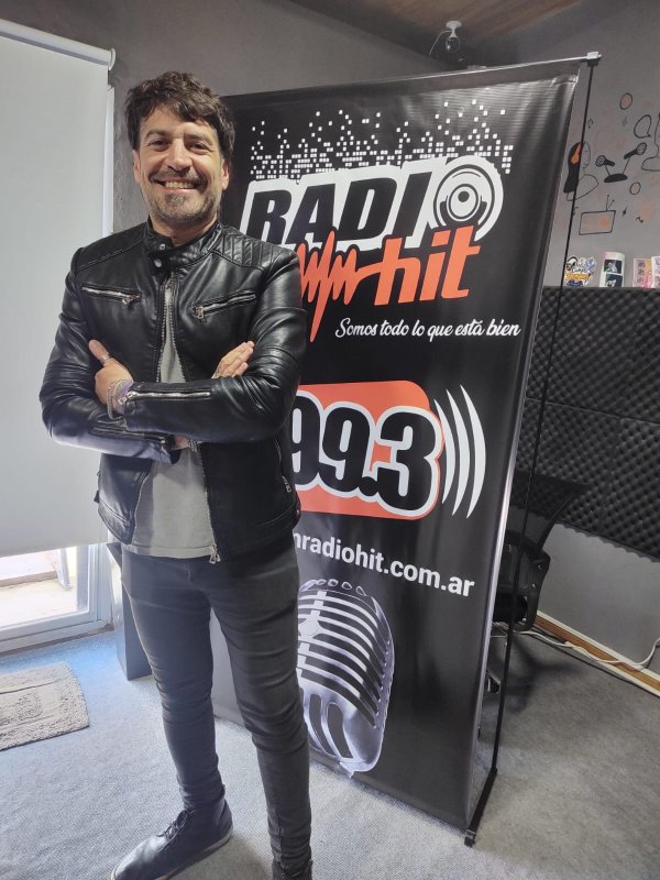 Rafa Curia llega a la tarde de FM Hit con &ldquo;Media Falta&rdquo;