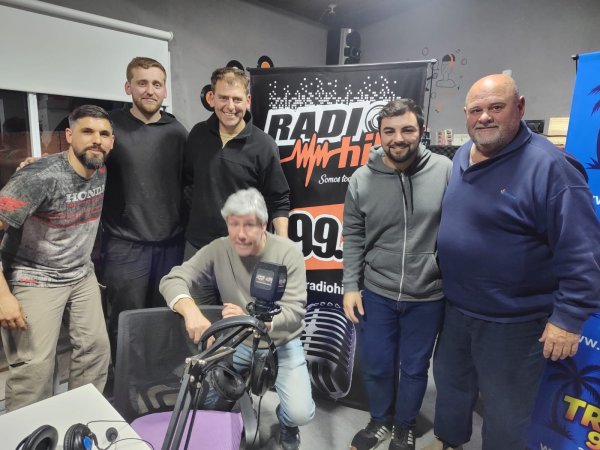 FM Hit recibi&oacute; a pilotos y referentes del automovilismo local