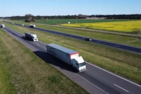 El Gobierno lanza una licitación para privatizar más de 1.800 km de rutas nacionales