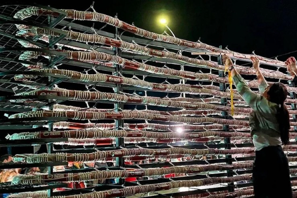 Tandil recuper&oacute; el r&eacute;cord del salame m&aacute;s largo del mundo con una marca de 487,22 metros