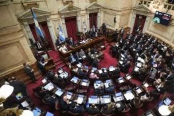 Llega al Senado la sesi&oacute;n por el Presupuesto 2026